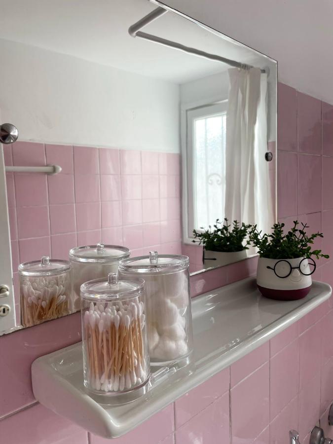 The Coziest Apartment In Atene Esterno foto