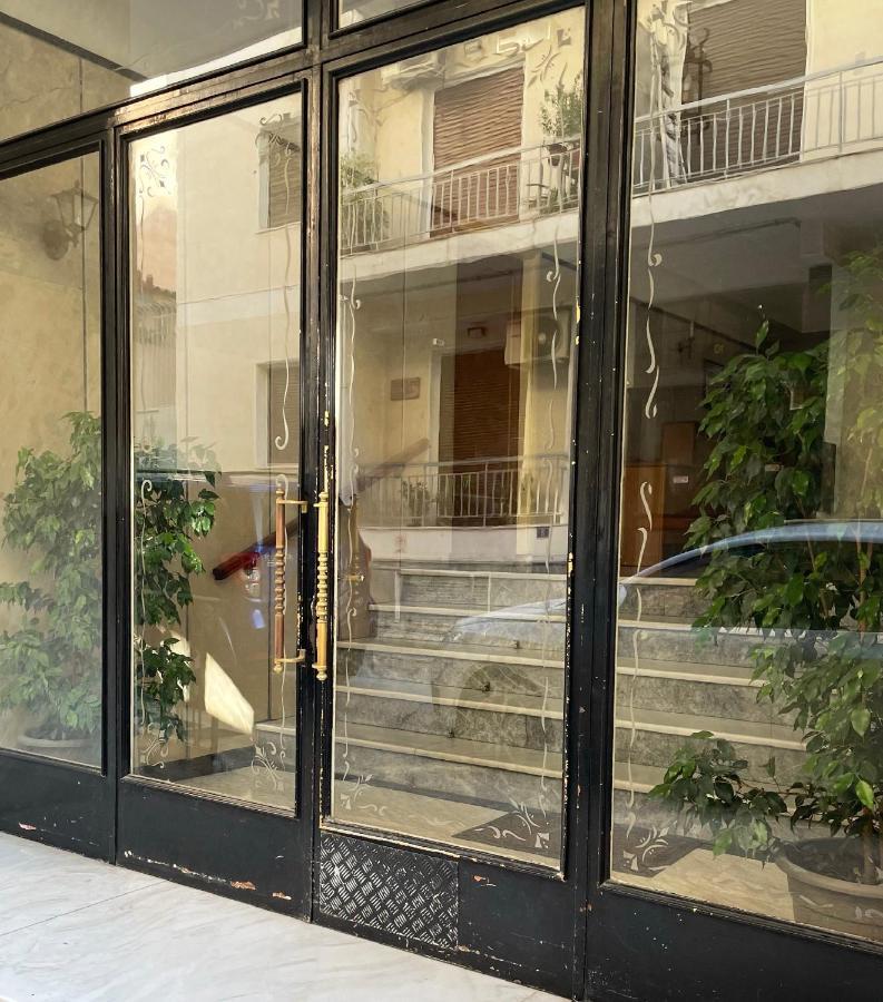 The Coziest Apartment In Atene Esterno foto
